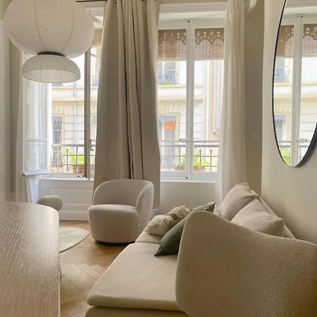 Hausmannien Au Coeur Du 7e Apartment